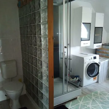 Nyaraló Ferienhaus Lola *